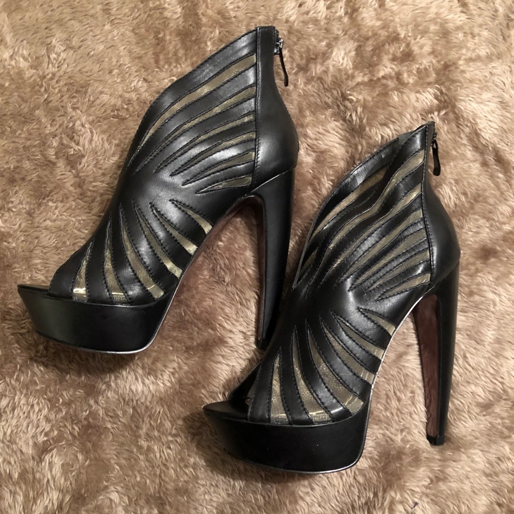 🛑SOLD🛑 bebe heels